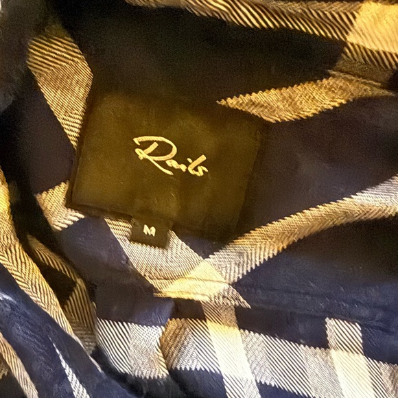 Rails Hunter Button Down Navy and White Plaid Shirt- Medium- excellent! - Picture 7 of 14